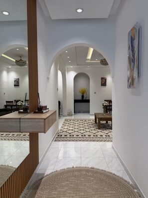 Unclassified image, 2 of 23, button - Cozy house (Seeb)