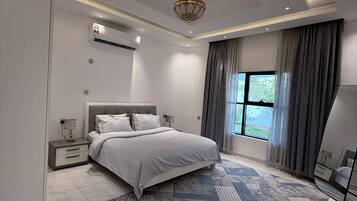 3 soverom, strykejern/-brett og internettilgang