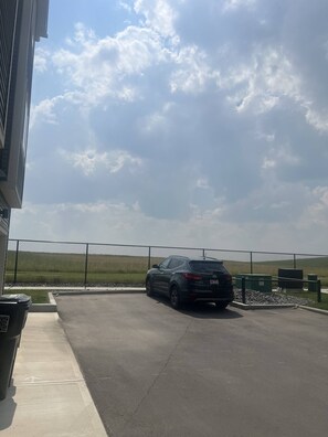 Dortoir partagé, 1 chambre, accessible aux personnes à mobilité réduite | Terrain de l’hébergement 