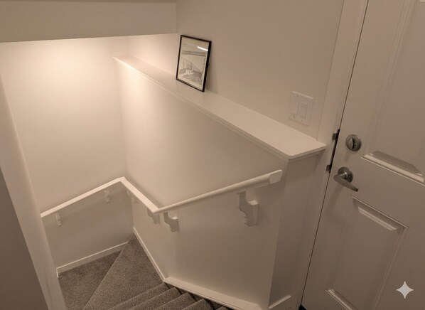 Unclassified image, 1 of 5, button