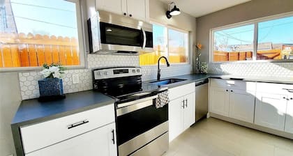 Cozy Globeville Home Close to Highlands and Rino