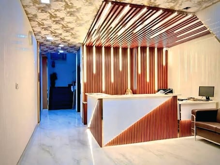 Lobby. HOTEL SIAM INTERNATIONAL KAROL BAGH