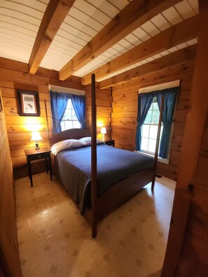 2 Schlafzimmer, Reisekinderbett, kostenloses WLAN, Bettwäsche