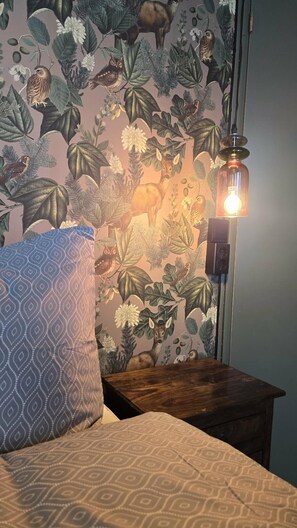 Unclassified image, 5 of 24, button - Kuben Utleie (Nordland)