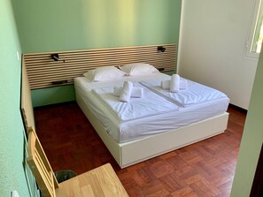 Unclassified image, 4 of 6, button - Residencial do Vale (Funchal)