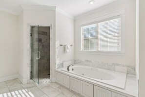 Hair dryer - Shayna Playa near Village and Beach with a pool, sleeps 10 (St. Simons Island)