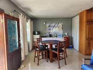 Dining - Studio Oasis- Secure, Quiet with High-Speed Wi-Fi. (Diego Martin)
