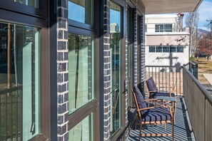 Property grounds - Amenities |King bd| Pool| Hottub| Gym|Pking|Bowl (Salt Lake City)