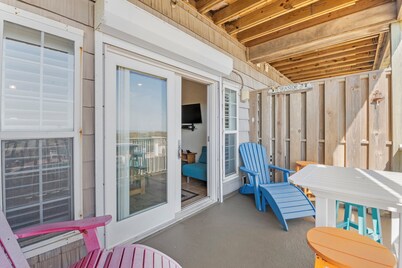Reel Life: Oceanfront Condo | Elevator | Pool Table