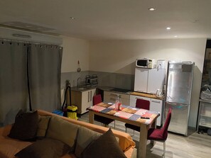 Oklassificerad bild, 3 av 8, knapp