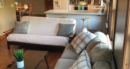 Spacious Family Home Near the Beach!