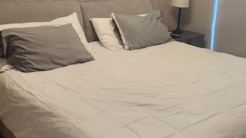 1 camera, ferro/asse da stiro, Wi-Fi, lenzuola