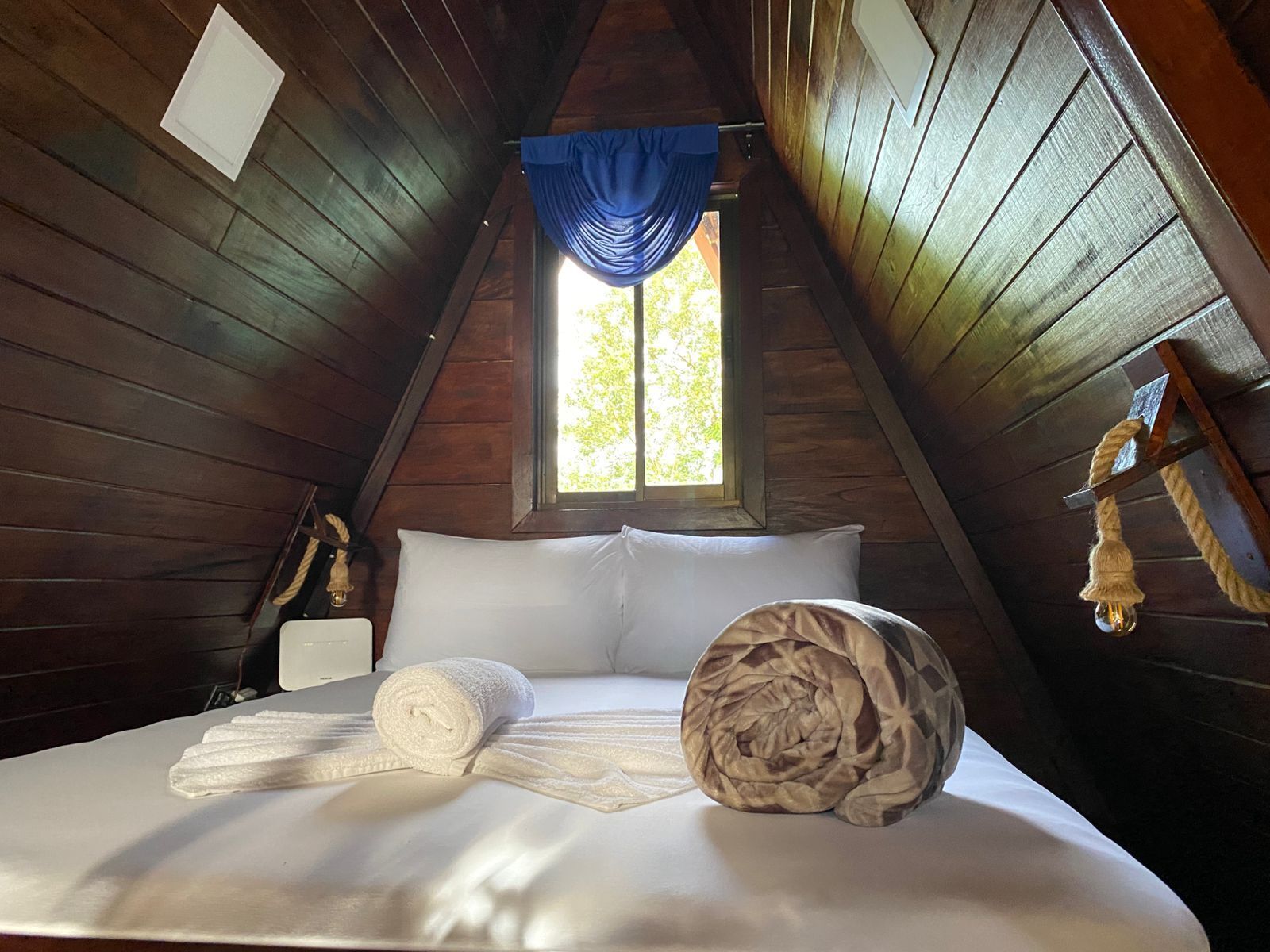 2 dormitorios, tabla de planchar con plancha, wifi y ropa de cama