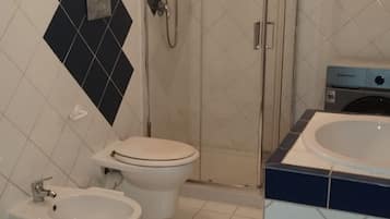 Dusche, Bidet