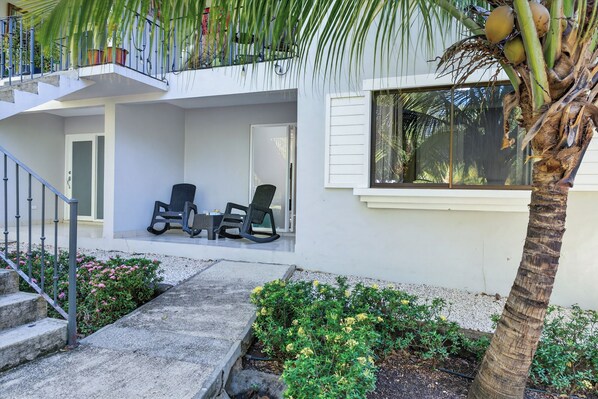 Immagine non classificata, 1 di 32, pulsante