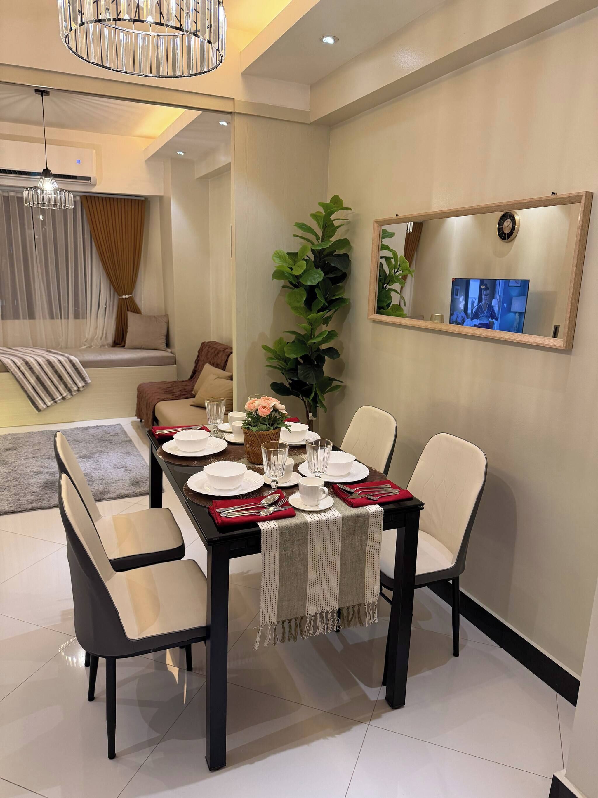Departamento, 1 habitación, con acceso para personas discapacitadas, vista a la ciudad | Comedor