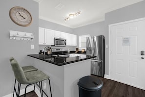 Private kitchen - Lucaya Retreat 4 Bedroom Town home (Kissimmee)