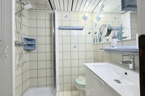 Ducha, bidé y toallas