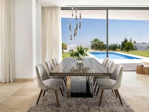 Dining - Luxury Villa in Atalaya (La Quinta)