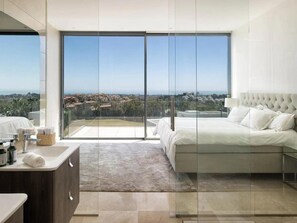 5 habitaciones y ropa de cama 