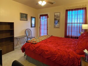 2 habitaciones, escritorio, wifi gratis y ropa de cama 