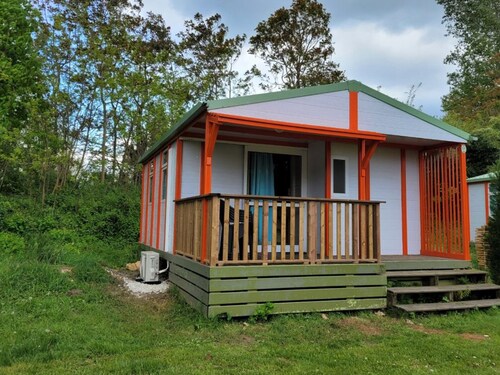 Cozy Chalet with Terrace - Sleeps 5