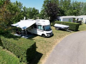 Property grounds - Mobile home for 3 with terrace in Radonvilliers (Radonvilliers)