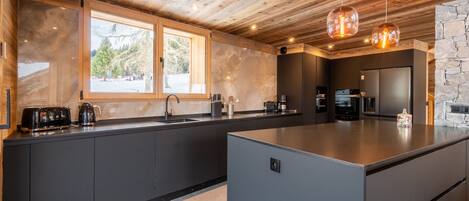 Fridge, microwave, oven