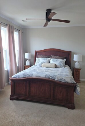 3 bedrooms, WiFi, bed sheets - Longneck Oasis (Long Neck)