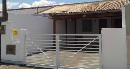casa/kitnet em São Jose na grande Florianópolis para ate 4 pessoas
