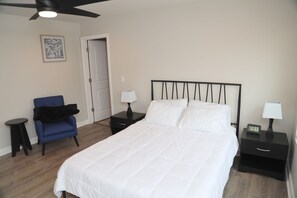 Unclassified image, 5 of 32, button