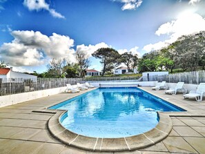 Pool - Les Cariatides 6 by Interhome (Ile d'Oléron)