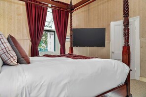 6 bedrooms, iron/ironing board, travel cot, WiFi - Yucanta Park Gorgeous Estate meets Scenic Getaways (Birdwood)