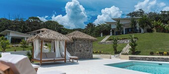 Private Resort 6 Villas Pool