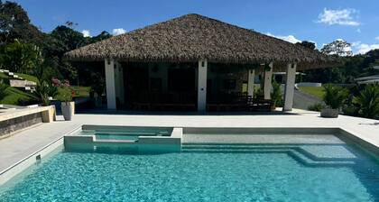 Private Resort 6 Villas Pool