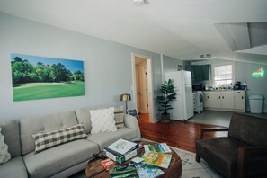 Luokittelematon kuva, 3 kautta 19, painike