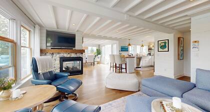 Nova Scotia waterfront retreat with sauna and hot tub!