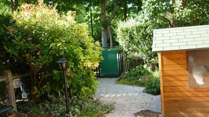 Unclassified image, 2 of 13, button - Vrbo Property (Bailly-Romainvilliers)