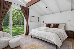 5 多间卧室、熨斗/熨衣板、免费 WiFi、床单