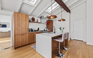 微波炉、烤箱、炉灶、洗碗机