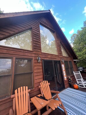 Terrace/patio - Quiet Cabin in Murphy, NC 20 min drive to Blue Ridge, GA & Copperhill, TN (Murphy)