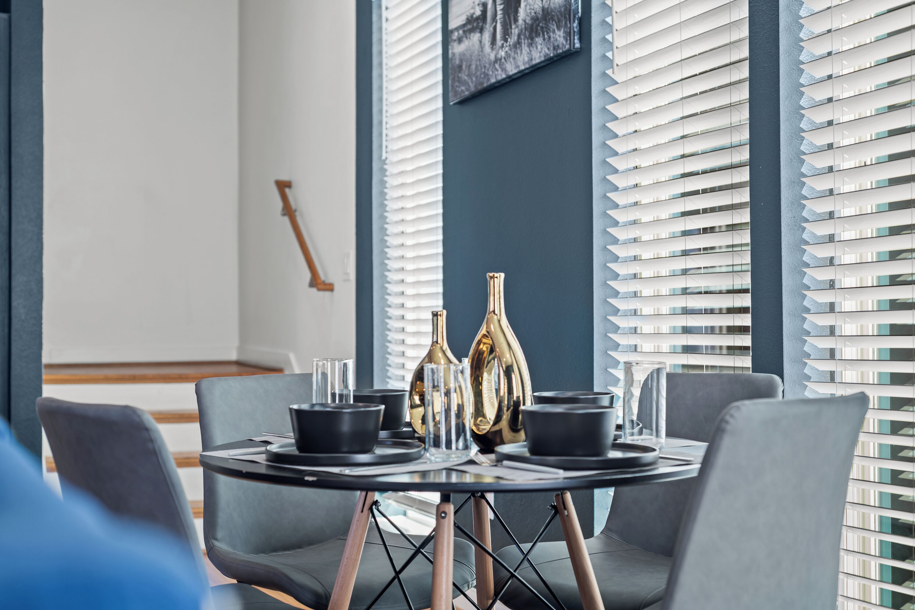 Townhouse – familie, flere senger, kjæledyr tillatt, byutsikt | Spiseområde