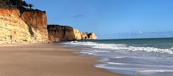 Vila Verde - Charming West Algarve Townhouse with Rooftop Terrace