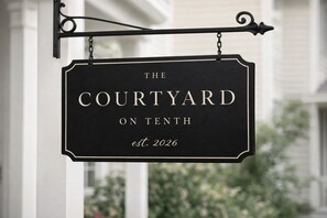 Exterior detail - Courtyard on Tenth Estate | 4BR w/ Suite (Morehead City)