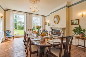Dining - The Georgian House -  large house for 8 guests  in 4 bedrooms (Newchurch, Romney Marsh)