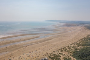 Beach - Little Dunes  -  a holiday let that sleeps 4 guests  in 2 bedrooms (Camber)