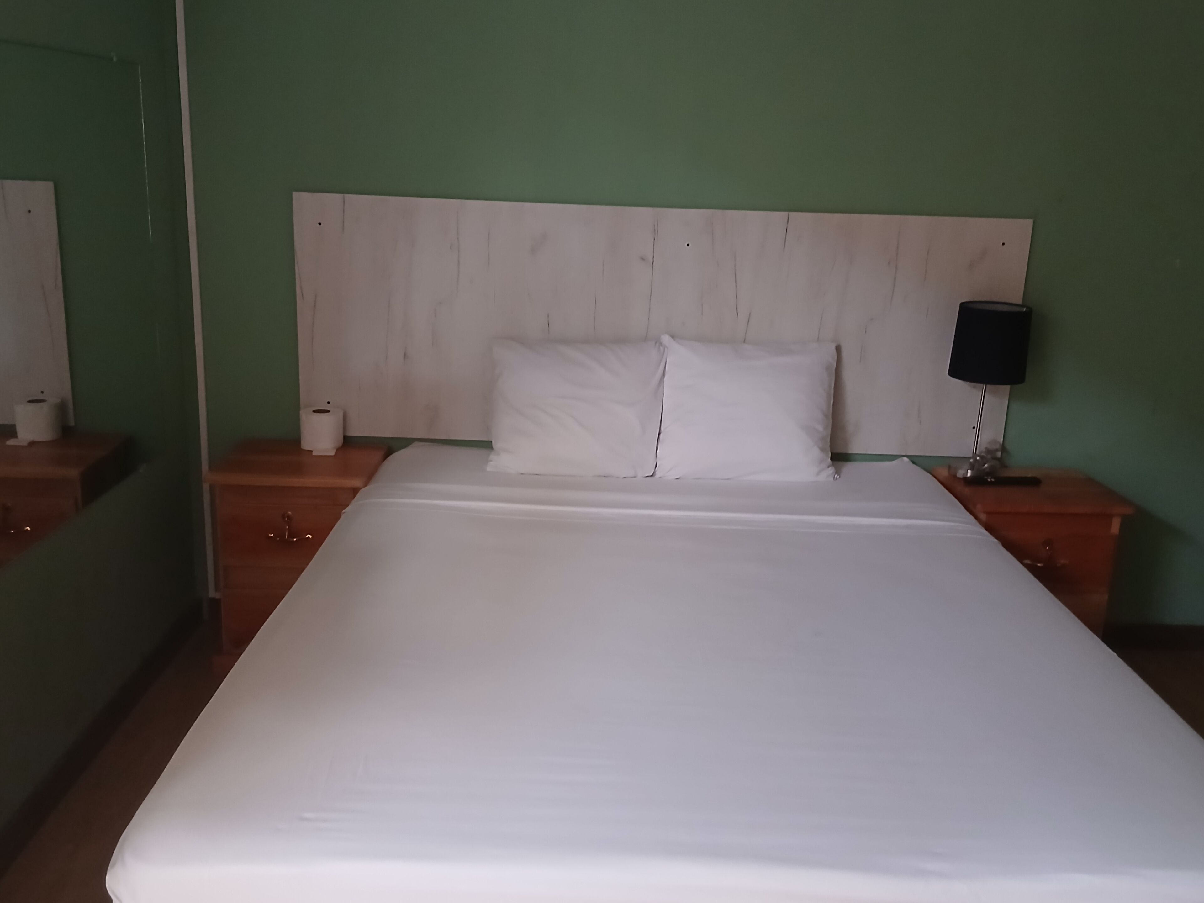 Classic Single Room | Free WiFi