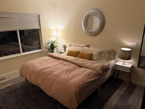 2 bedrooms, iron/ironing board, WiFi, bed sheets - Private Guesthouse Near SJC Airport & Stadium (San Jose)