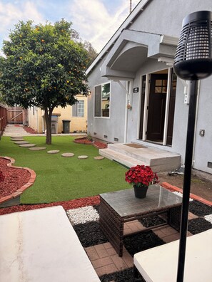 Terrace/patio - Private Guesthouse Near SJC Airport & Stadium (San Jose)