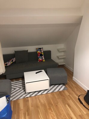 Smart TV - Boulogne Paris-Ouest magnifique studio accès Parc des Princes et Roland Garros (Boulogne-Billancourt)